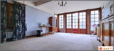 Maison - 203 m² - 7 pièces