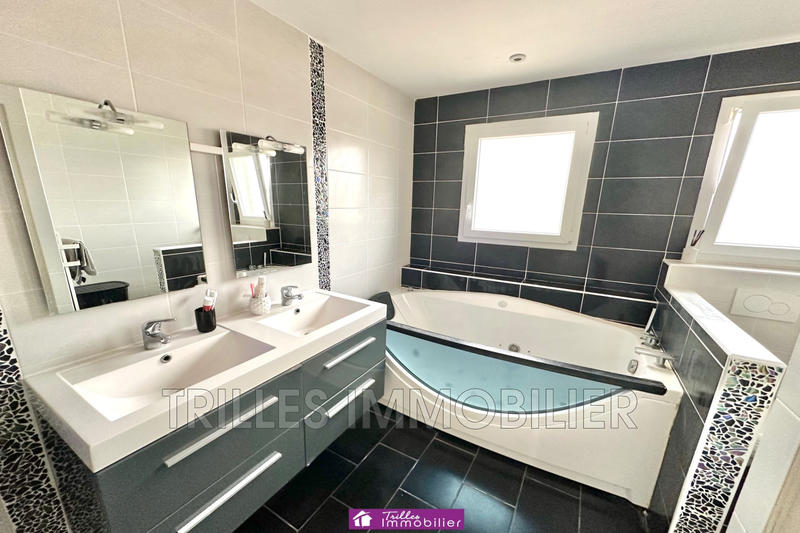 Maison - 115 m² - 4 pièces