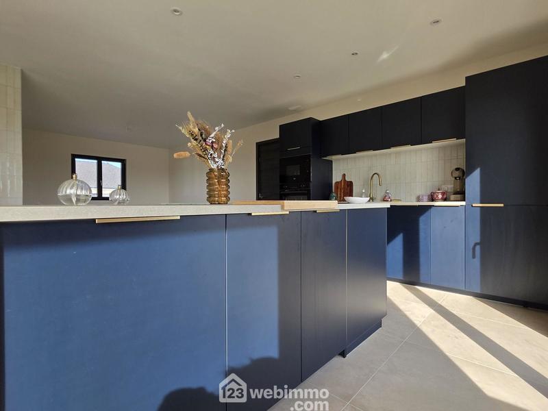 Maison - 95 m² - 4 pièces