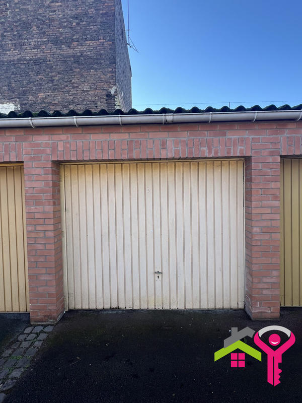 Parking / Garage - 14 m²