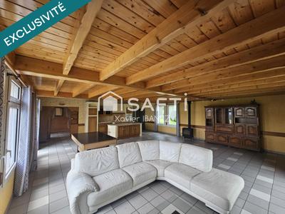 Maison - 208 m² - 6 pièces