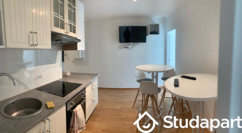 Chambre - 10 m² - 1 pièce