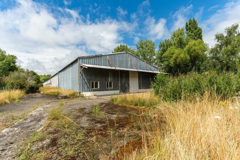 Immeuble - 2 747 m²