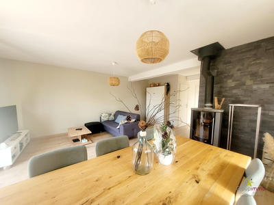 Maison - 90 m² - 5 pièces