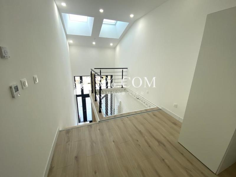 Duplex - 160 m² - 5 pièces