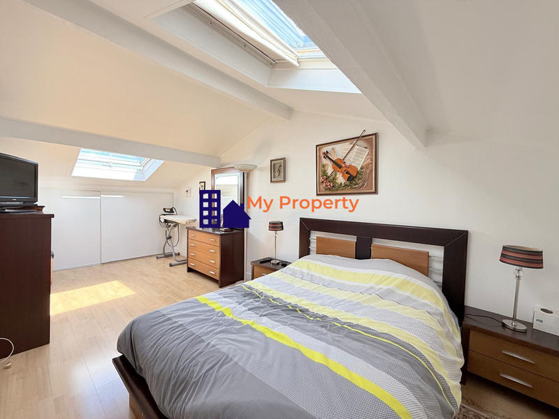 Maison - 98 m² - 6 pièces