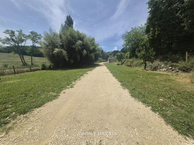 Maison - 92 m² - 3 pièces