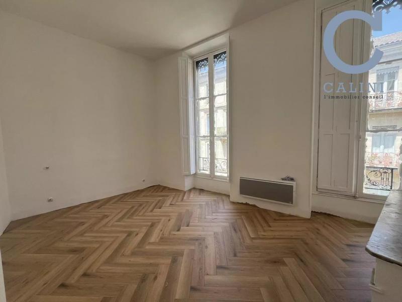 Appartement - 75 m² - 3 pièces