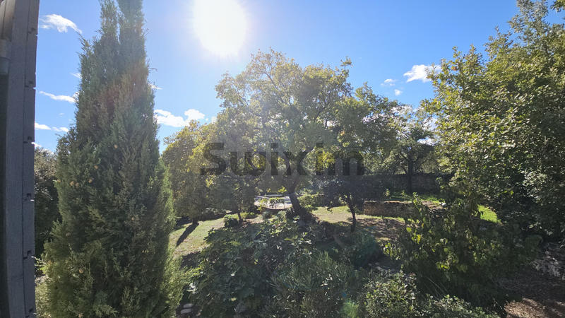 Maison - 185 m² - 5 pièces