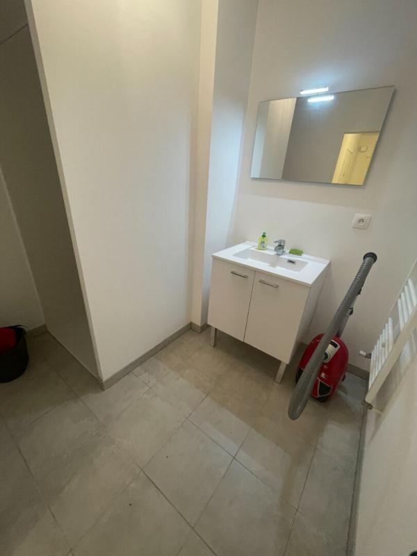 Local commercial - 35 m² - 2 pièces