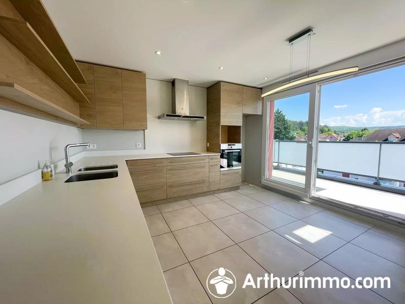 Appartement - 123 m² - 6 pièces