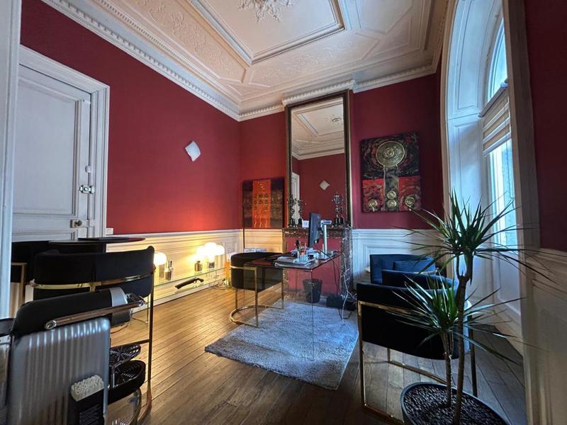 Bureau - 90 m² - 4 pièces