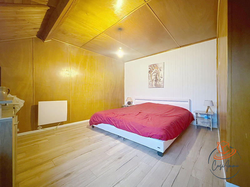 Maison - 205 m² - 7 pièces