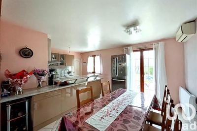 Maison - 111 m² - 5 pièces