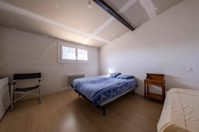 Maison - 250 m² - 11 pièces