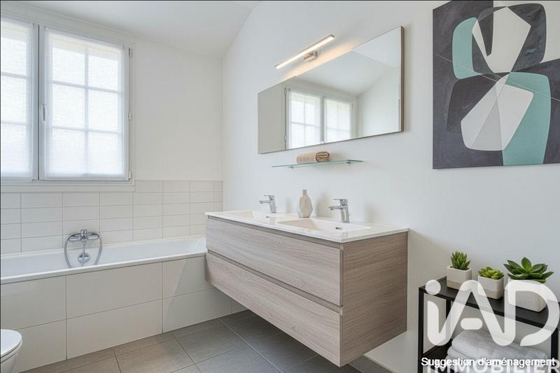 Maison - 110 m² - 5 pièces