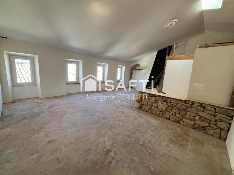 Maison - 200 m² - 4 pièces