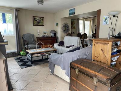 Maison - 200 m² - 7 pièces