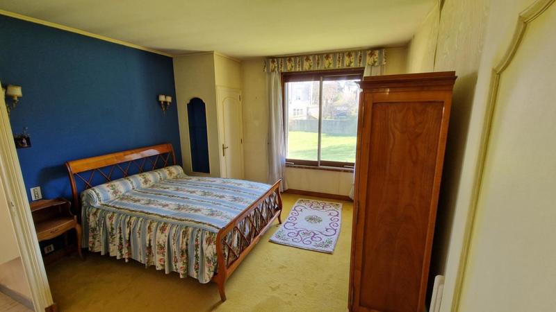 Maison - 319 m² - 9 pièces