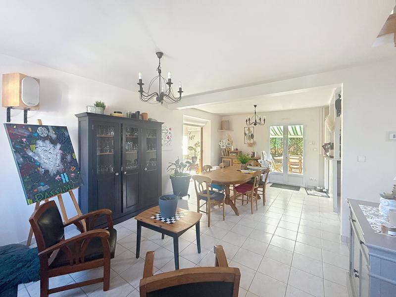 Maison - 160 m² - 8 pièces