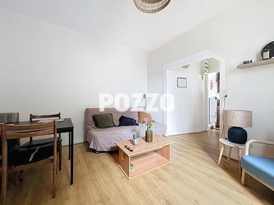 Maison - 90 m² - 6 pièces