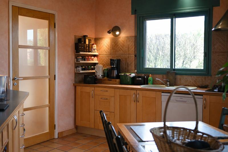 Maison - 225 m² - 7 pièces