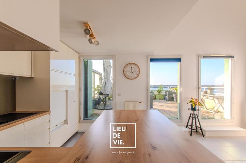 Appartement ancien - 109 m² - 5 pièces