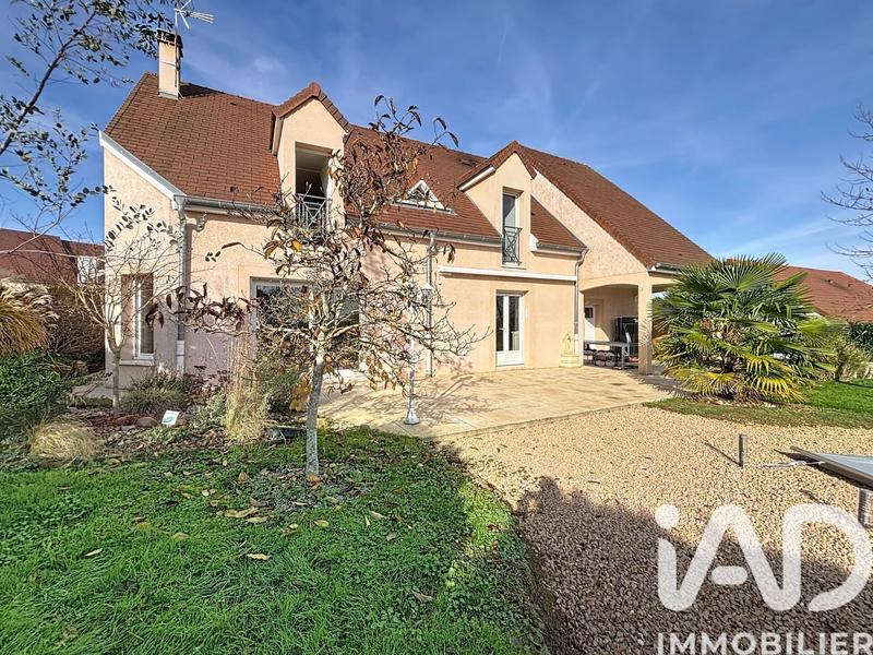 Maison - 172 m² - 7 pièces