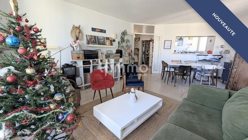 Appartement - 84 m² - 4 pièces