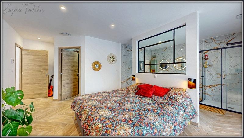 Maison d'architecte - 254 m² - 5 pièces