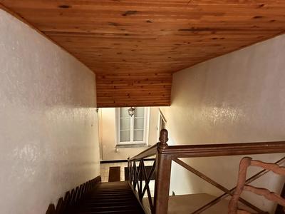 Maison - 400 m² - 12 pièces