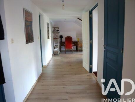 Maison - 170 m² - 6 pièces