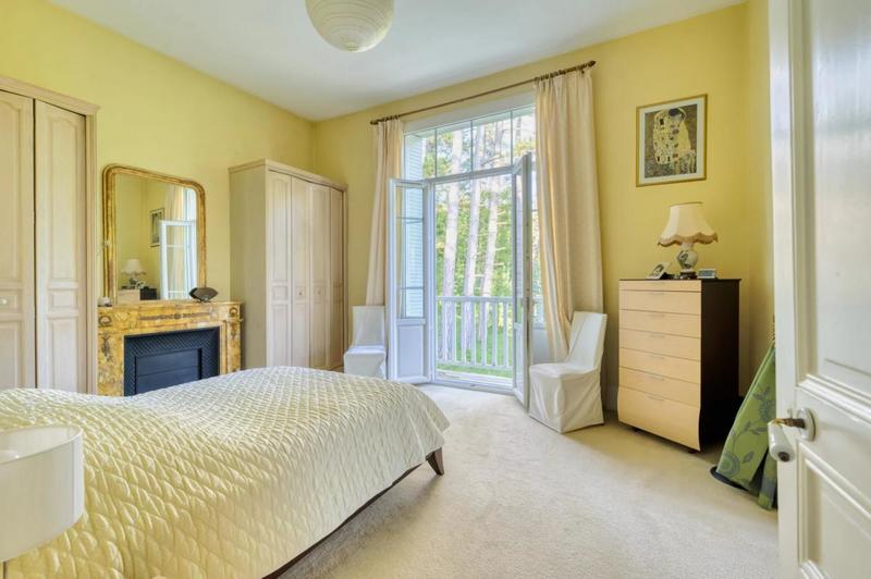 Maison de maîtres - 196 m² - 7 pièces