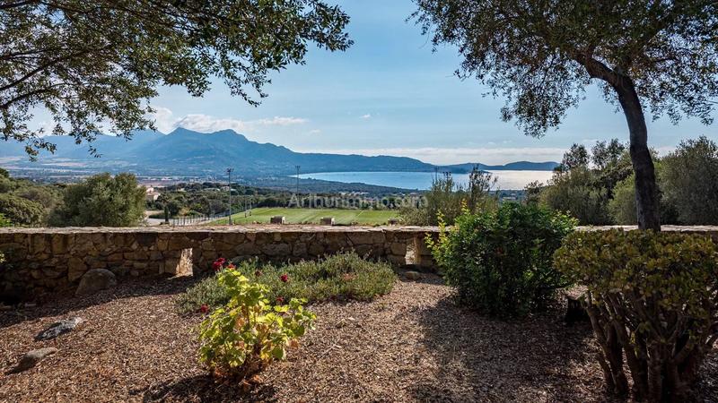 Maison - 128 m² - 5 pièces