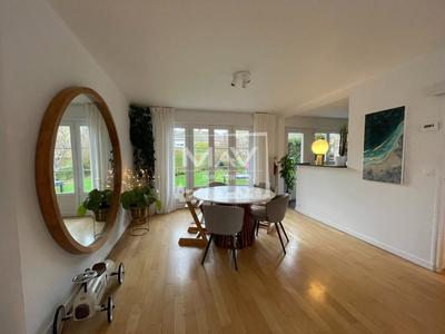 Maison - 103 m² - 5 pièces