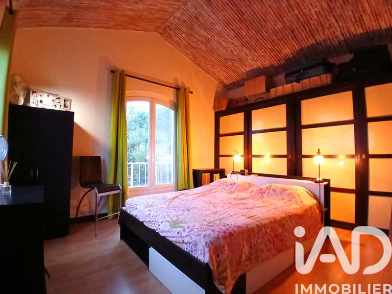 Appartement - 575 m² - 26 pièces