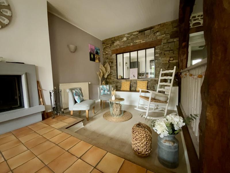 Maison - 138 m² - 8 pièces