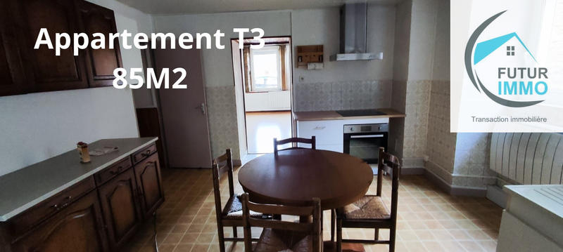 Maison - 215 m² - 8 pièces