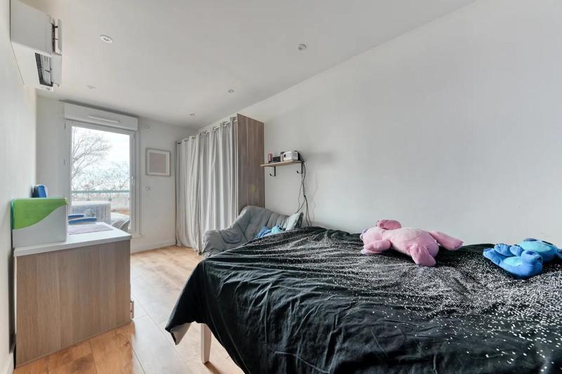 Appartement - 102 m² - 4 pièces