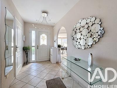 Maison - 162 m² - 7 pièces