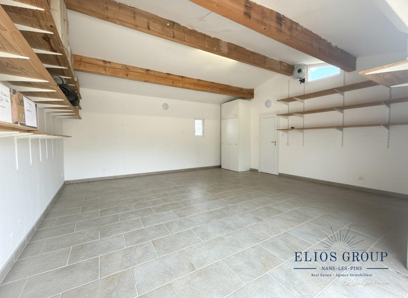 Villa - 140 m² - 5 pièces