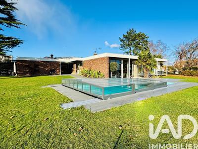 Maison de maîtres - 198 m² - 7 pièces