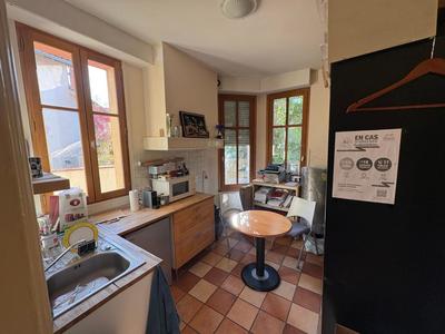 Maison - 107 m² - 6 pièces