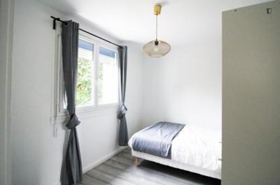 Chambre - 10 m² - 4 pièces