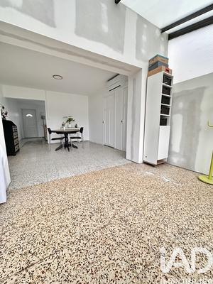 Maison - 94 m² - 5 pièces