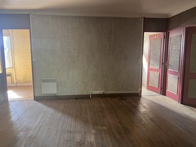 Maison - 63 m² - 5 pièces