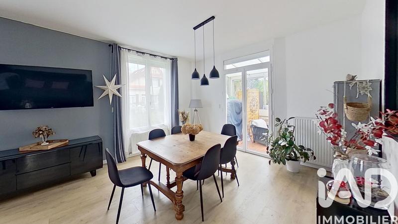 Maison - 134 m² - 5 pièces