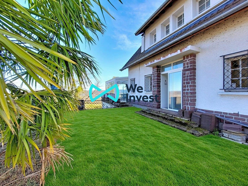 Maison - 220 m² - 7 pièces