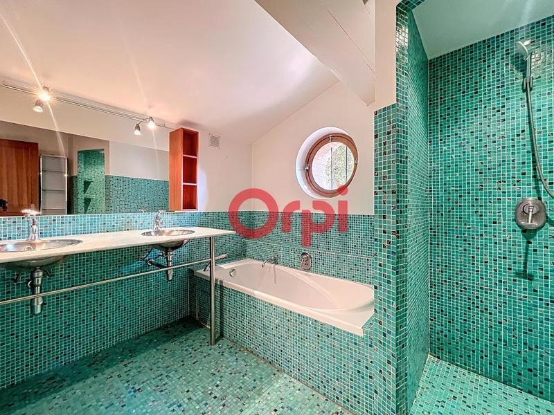 Villa - 130 m² - 4 pièces