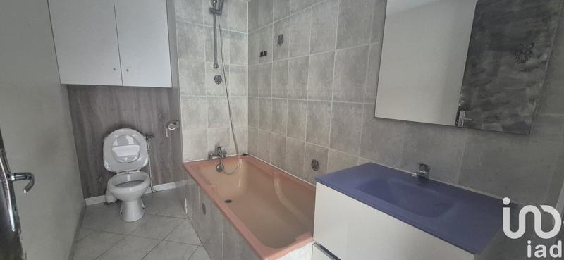 Maison - 230 m² - 3 pièces